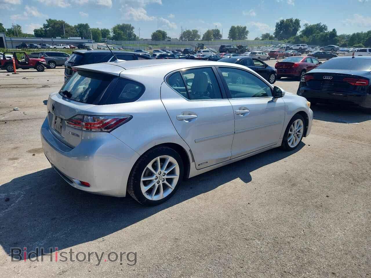 2011 LEXUS CT 200 - VIN: JTHKD5BH5B2007013 - Photo 3