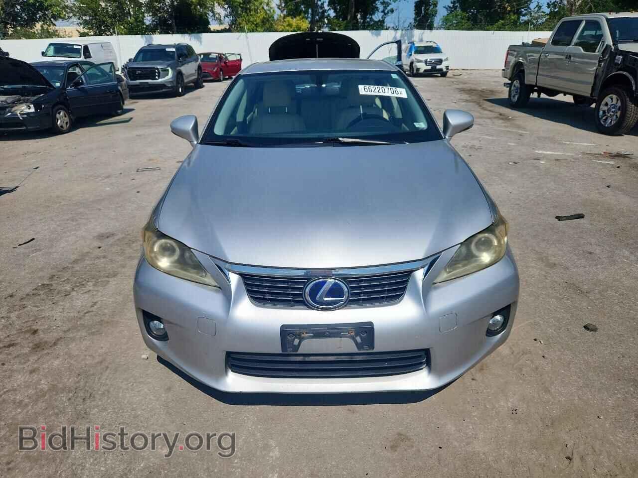 2011 LEXUS CT 200 - VIN: JTHKD5BH5B2007013 - Photo 5