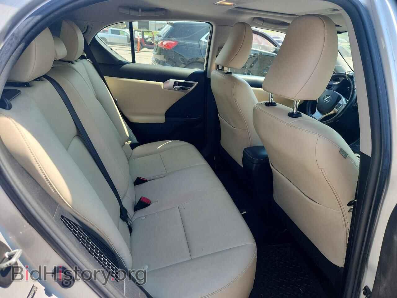 2011 LEXUS CT 200 - VIN: JTHKD5BH5B2007013 - Photo 10