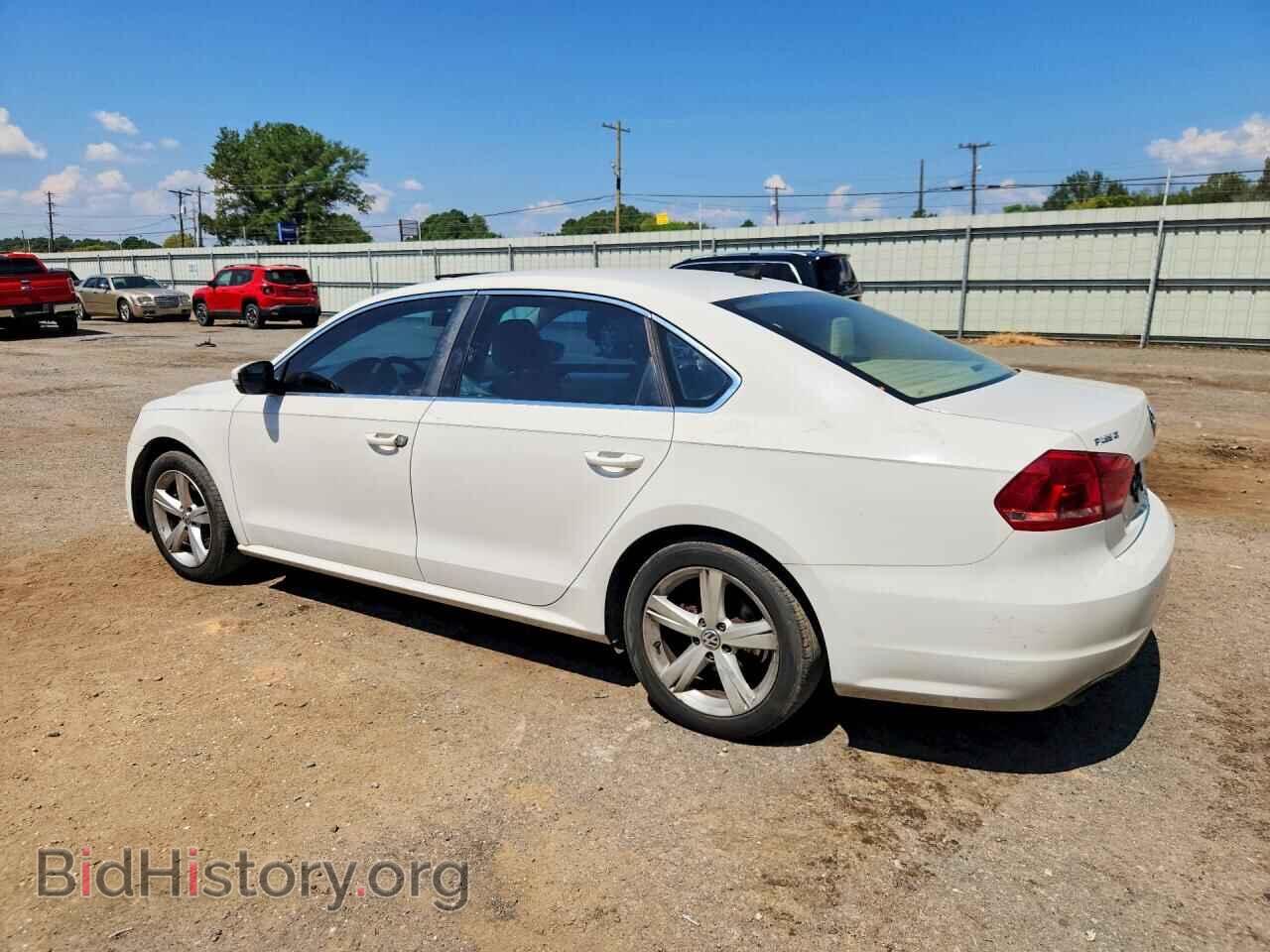 2013 VOLKSWAGEN PASSAT - VIN: 1VWBP7A38DC100385 - Фото 2