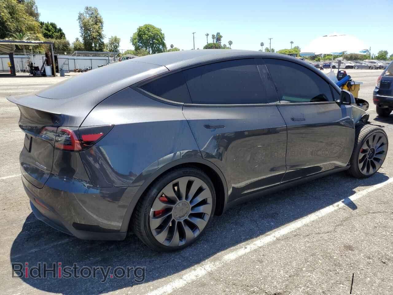 2024 TESLA MODEL Y - VIN: 7SAYGDEF3RF049942 - Фото 3