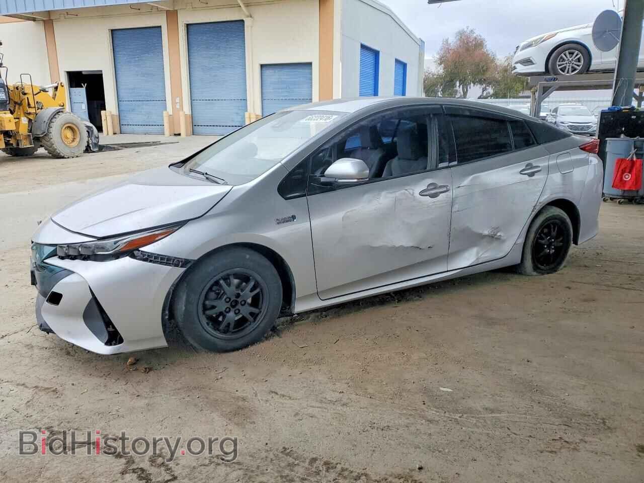 Photo JTDKARFP7H3067672 - TOYOTA PRIUS 2017