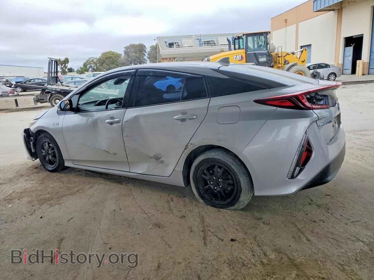 2017 TOYOTA PRIUS - VIN: JTDKARFP7H3067672 - Фото 2