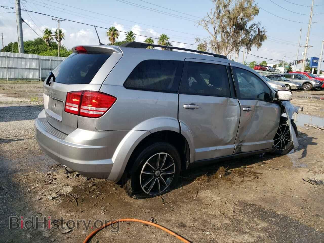 2018 DODGE JOURNEY - VIN: 3C4PDCAB5JT528576 - Фото 3