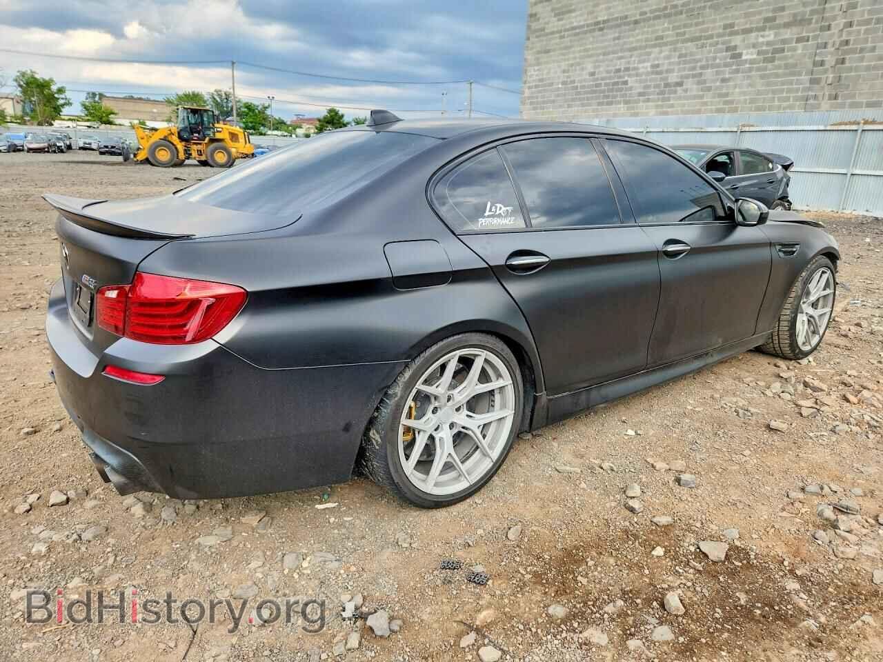 2015 BMW M5 - VIN: WBSFV9C56FD594773 - Photo 3