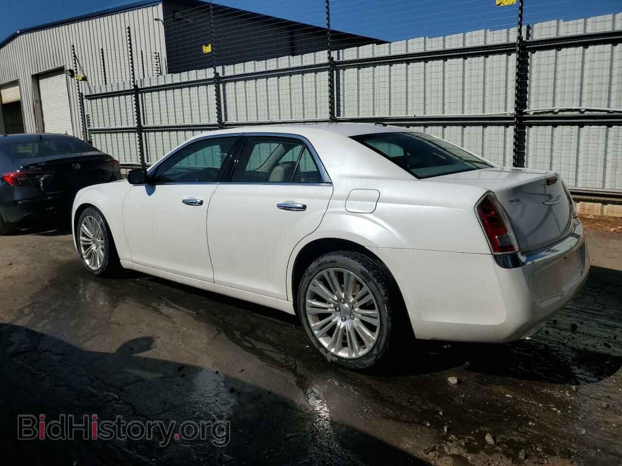 2012 CHRYSLER 300 - VIN: 2C3CCAET6CH147067 - Фото 2