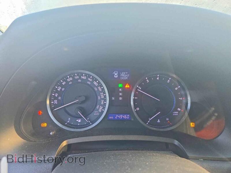 2012 Lexus IS (VIN JTHCF5C26C5058836) — фото 9 из 12