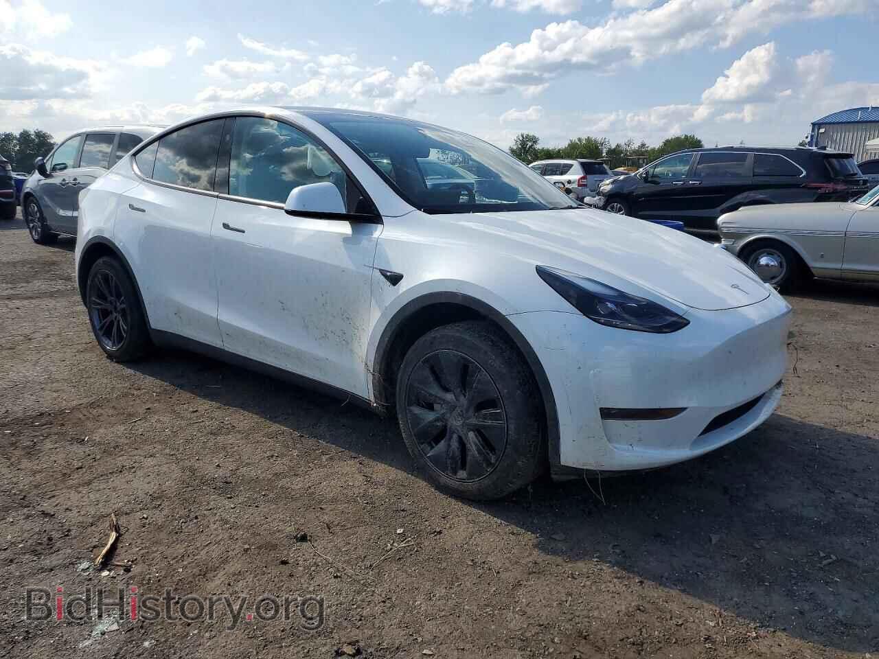 2024 TESLA MODEL Y - VIN: 7SAYGDEDXRF104739 - Photo 4