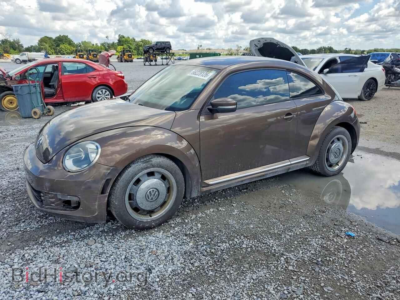 Photo 3VWJP7AT6CM651116 - VOLKSWAGEN BEETLE 2012