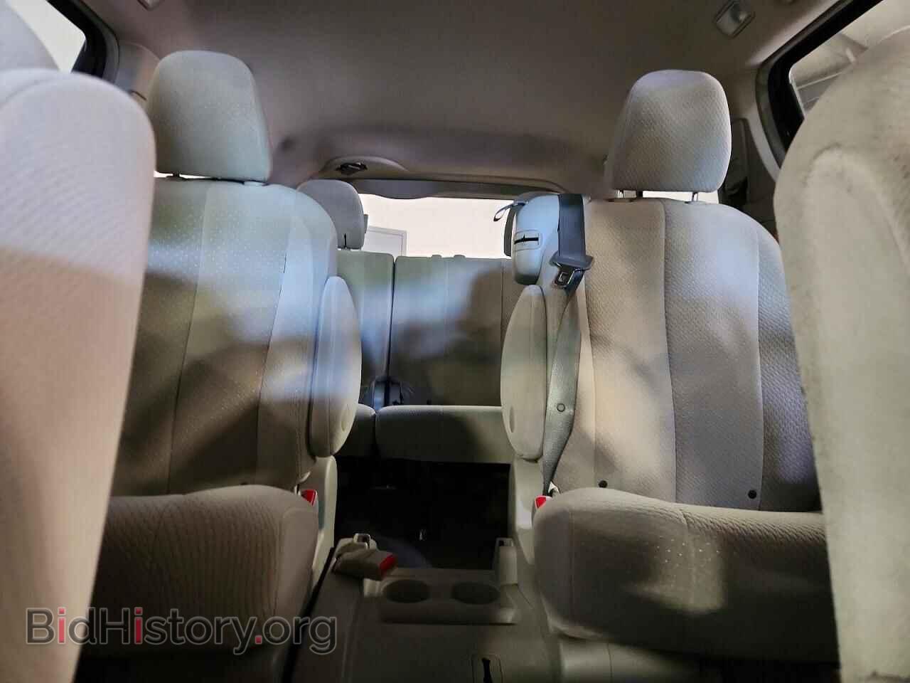 2013 TOYOTA SIENNA - VIN: 5TDKK3DC8DS376568 - Фото 10