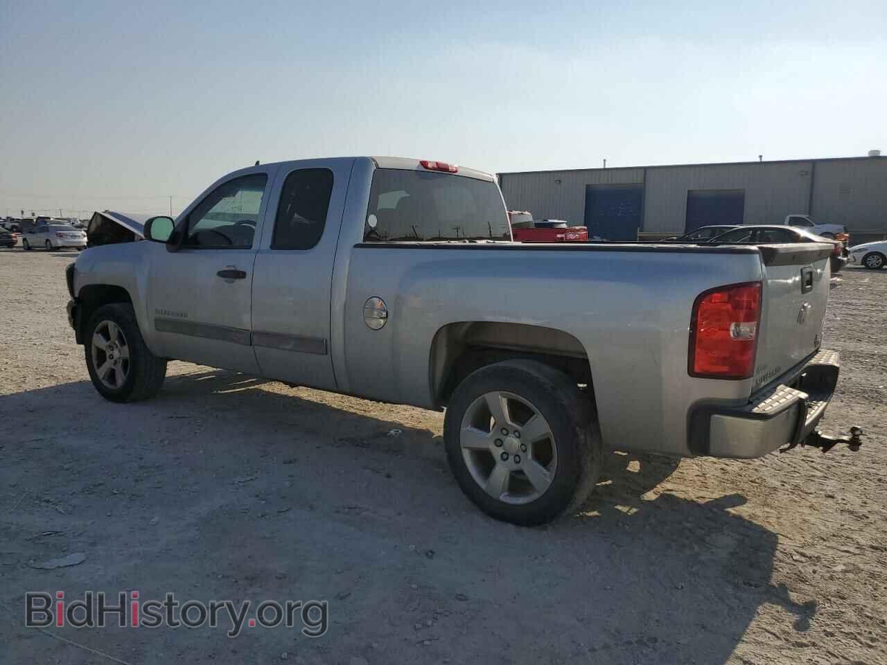 2011 CHEVROLET ALL Models - VIN: 1GCRCREA2BZ250066 - Фото 2