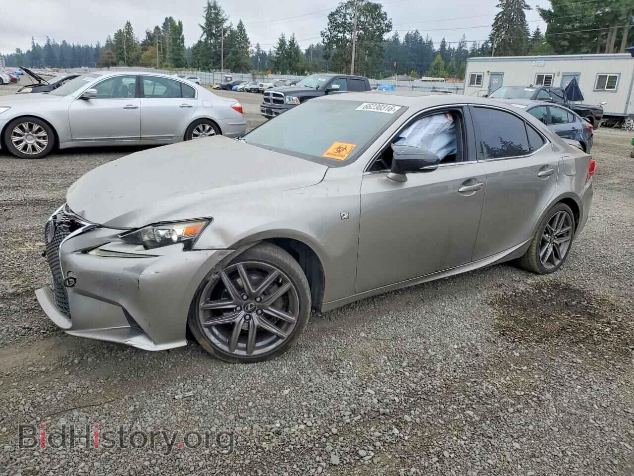 Photo JTHBF1D25F5052050 - LEXUS IS 2015