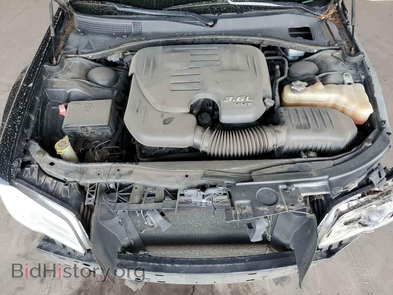 2014 CHRYSLER 300 - VIN: 2C3CCAAG0EH345672 - Фото 11
