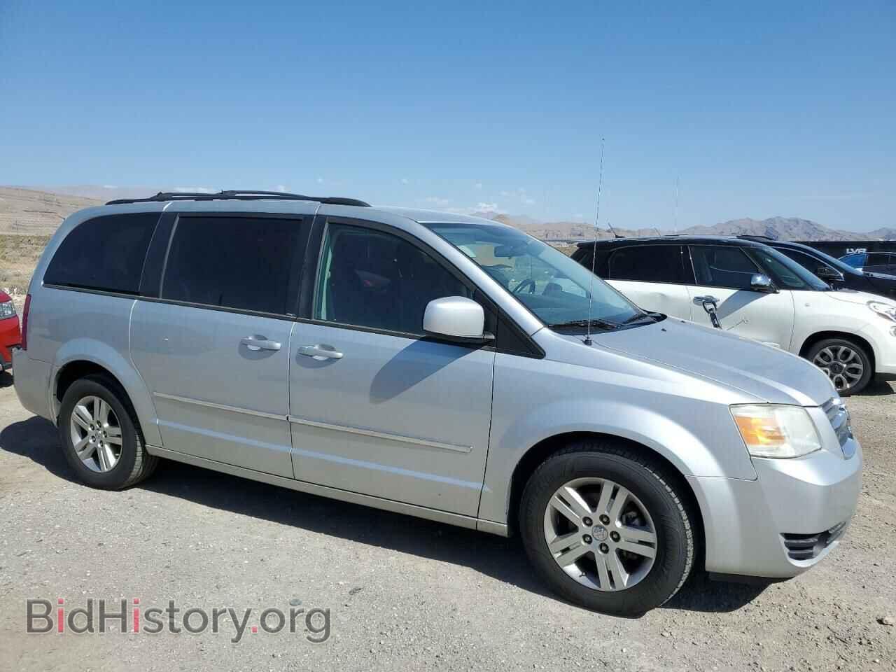 2010 DODGE CARAVAN - VIN: 2D4RN6DX2AR490101 - Photo 4
