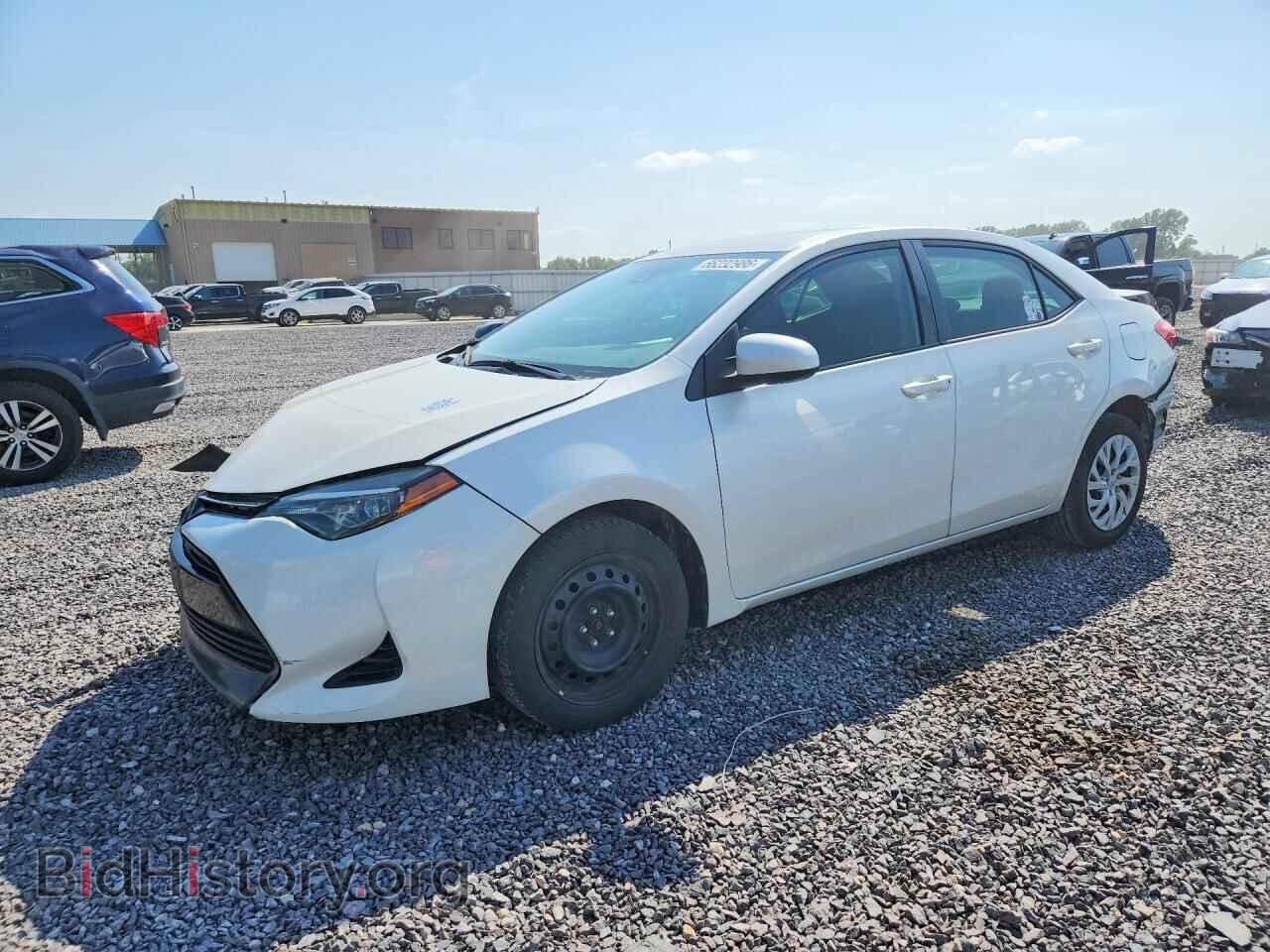 Фотография 5YFBURHE1JP762472 - TOYOTA COROLLA 2018