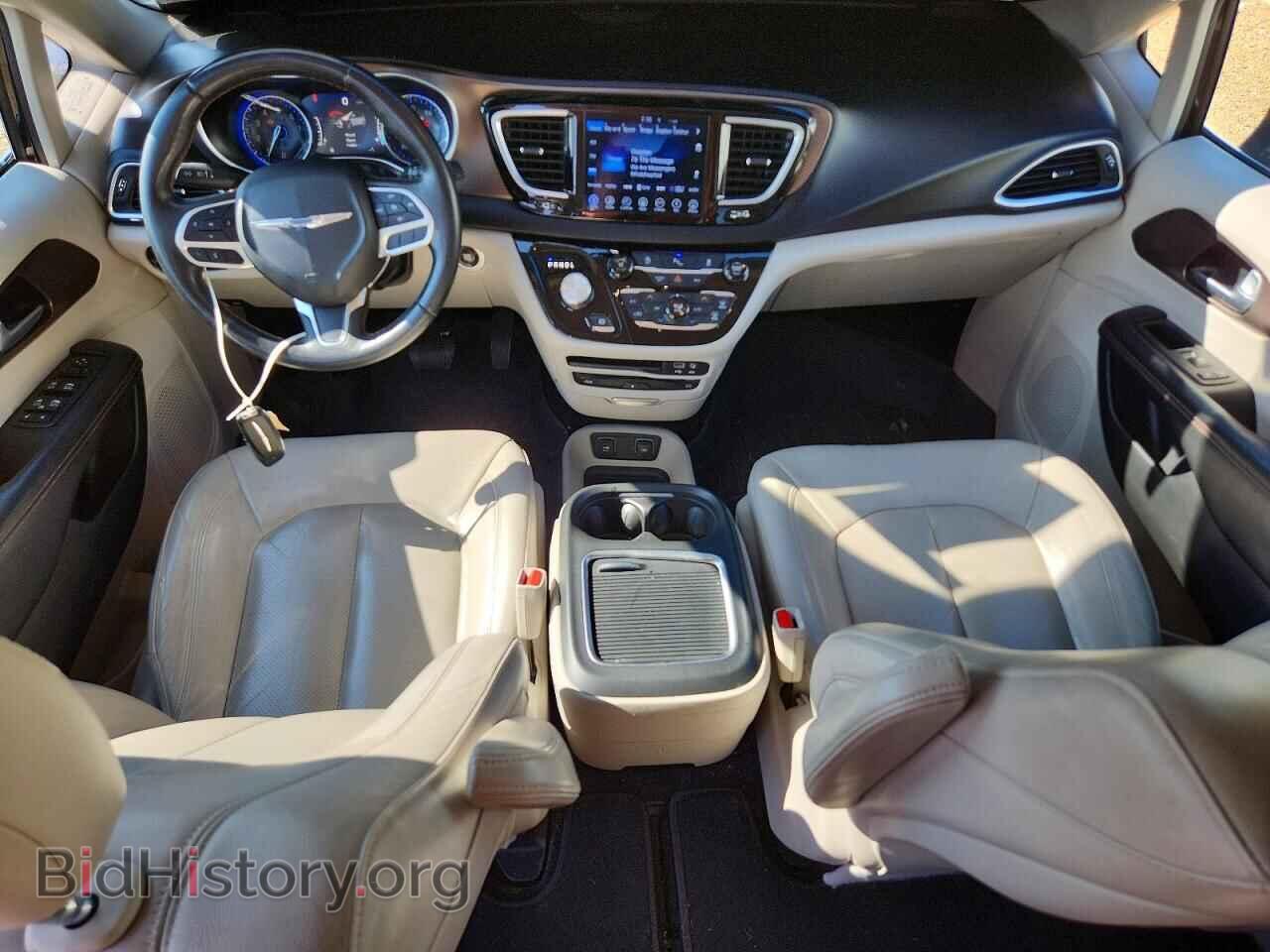 2017 CHRYSLER PACIFICA - VIN: 2C4RC1EG4HR743966 - Photo 8