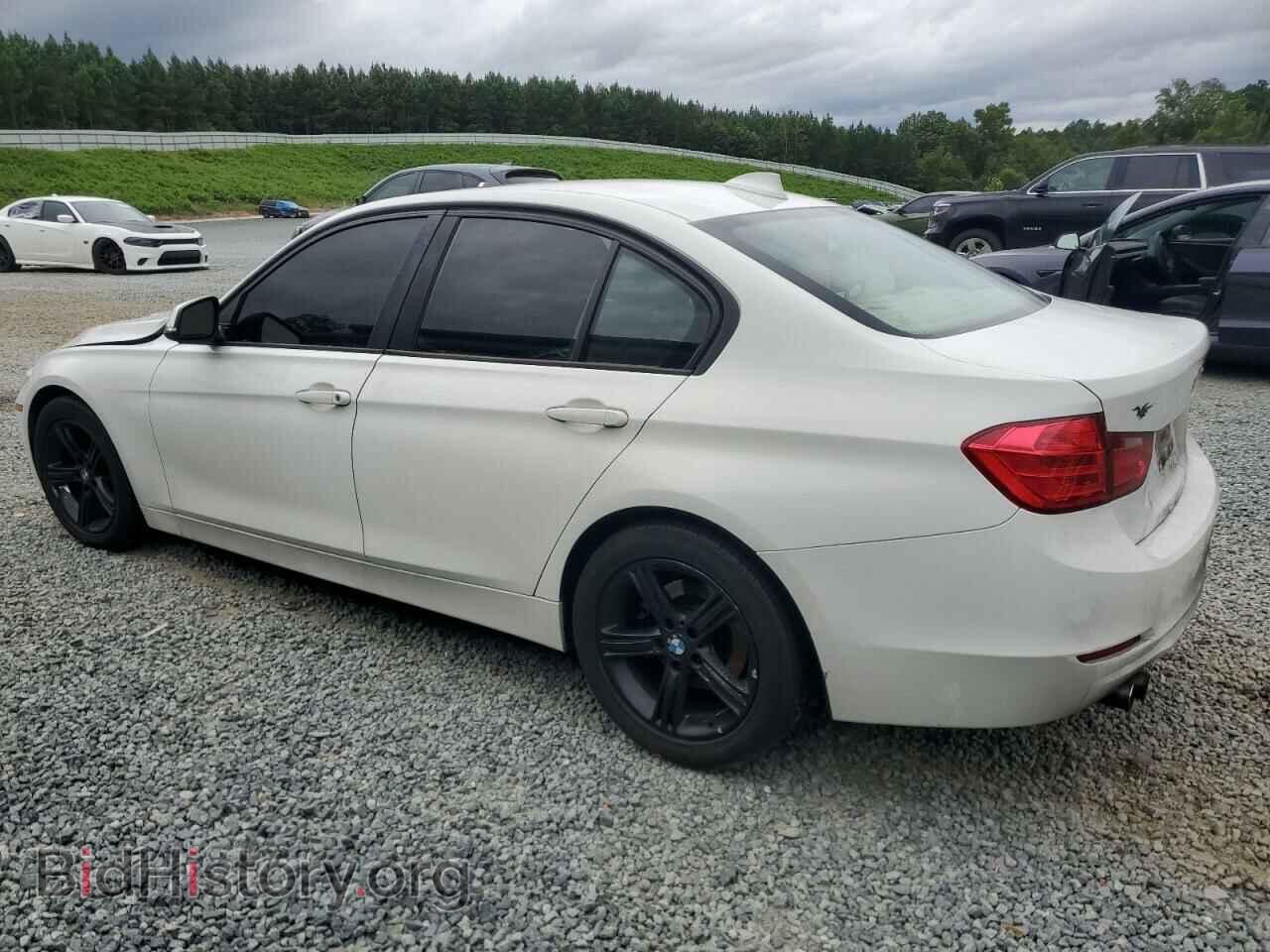 2013 BMW 3 SERIES - VIN: WBA3A5C55DF355275 - Фото 2