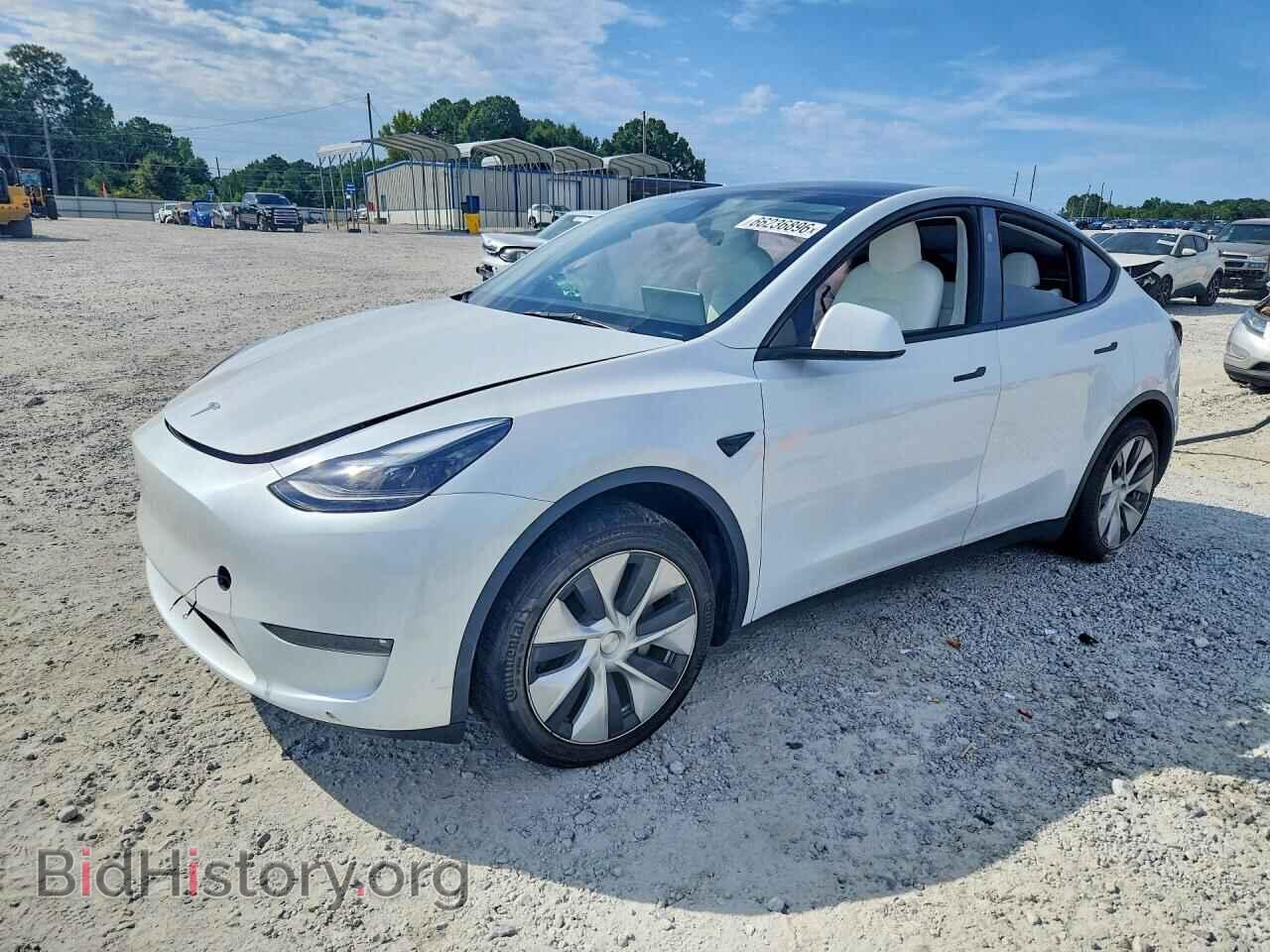 Photo 7SAYGAEE6PF807324 - TESLA MODEL Y 2023