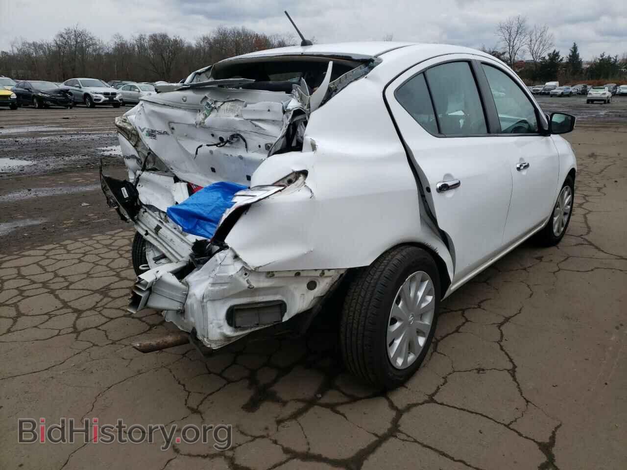 2017 NISSAN VERSA - VIN: 3N1CN7AP5HK420122 - Фото 4
