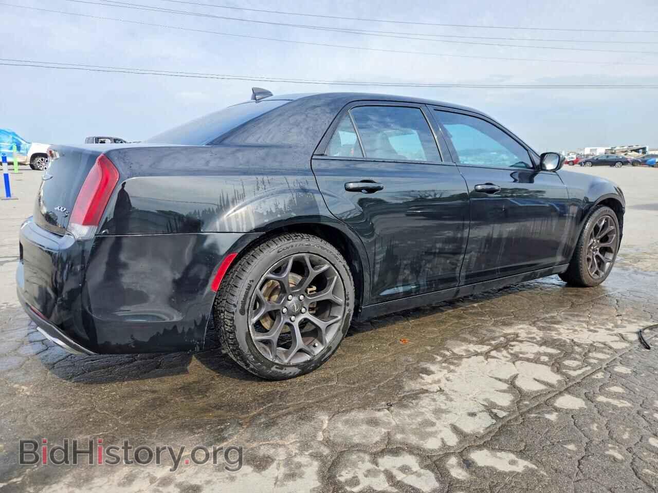 2019 CHRYSLER 300 - VIN: 2C3CCABG5KH628580 - Photo 3
