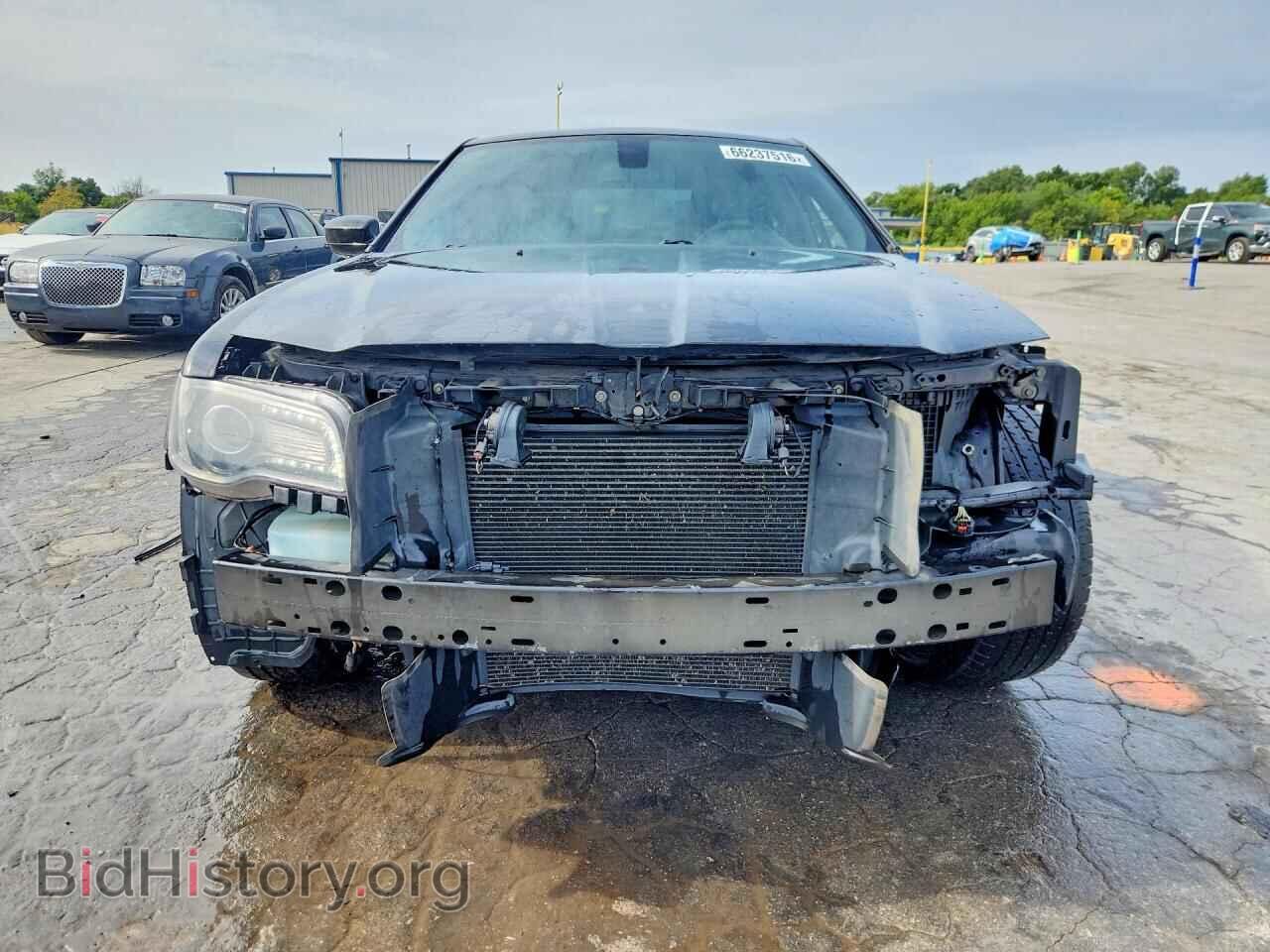 2019 CHRYSLER 300 - VIN: 2C3CCABG5KH628580 - Photo 5