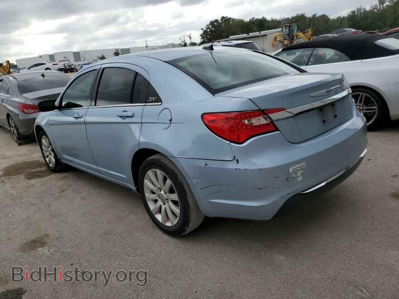 2013 CHRYSLER 200 - VIN: 1C3CCBBB5DN539953 - Фото 2