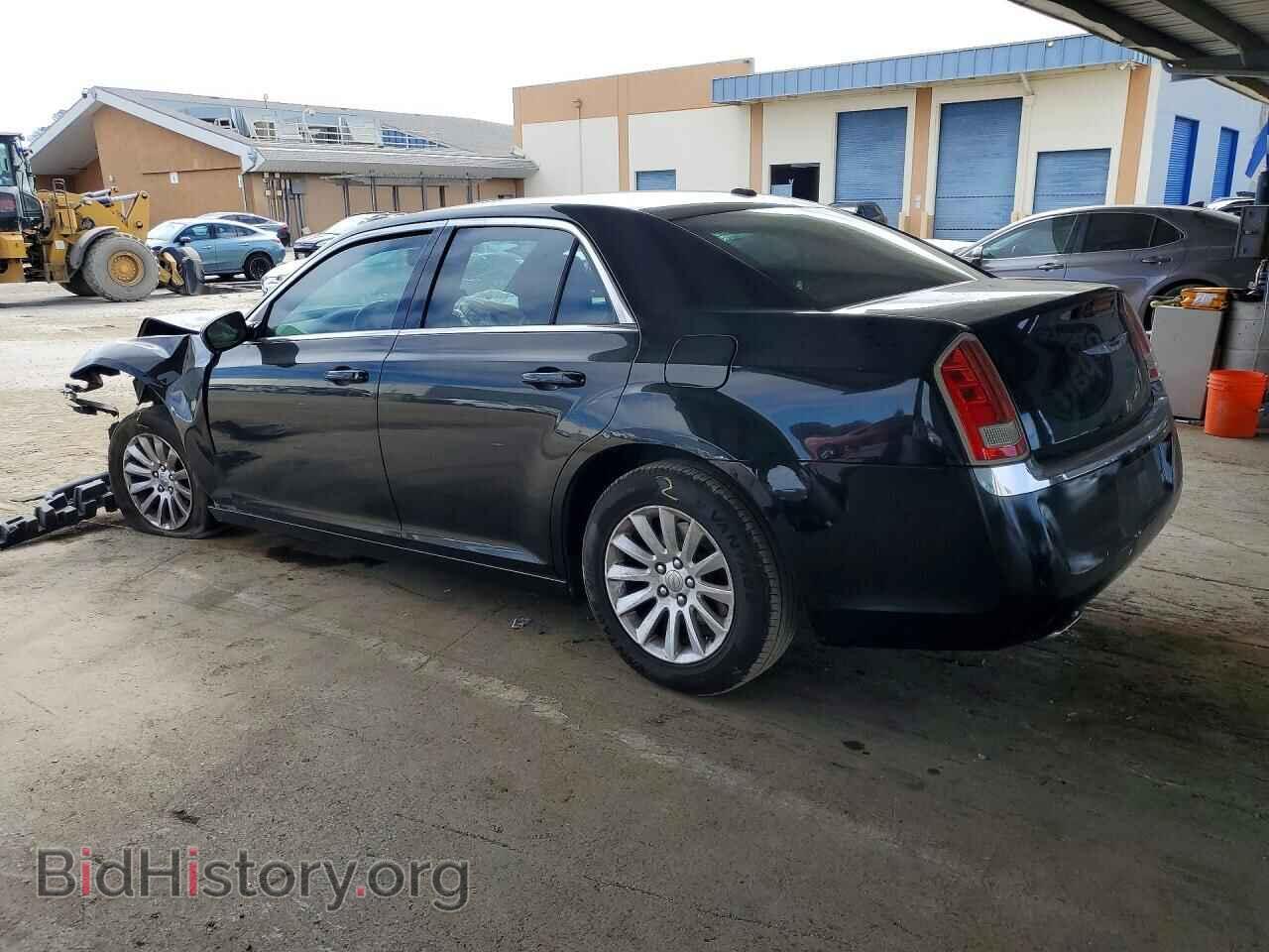 2013 CHRYSLER 300 - VIN: 2C3CCAAG2DH626466 - Photo 2