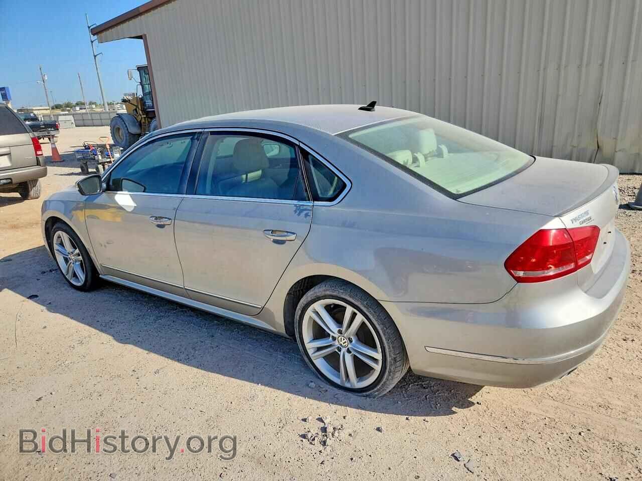 2014 VOLKSWAGEN PASSAT - VIN: 1VWCS7A37EC012660 - Фото 2