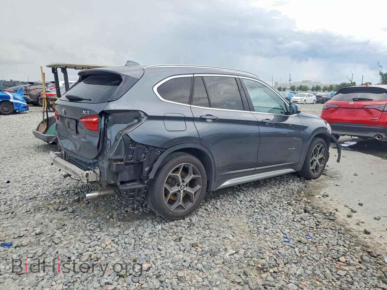 2017 BMW X1 - VIN: WBXHT3C34H5F87860 - Фото 3