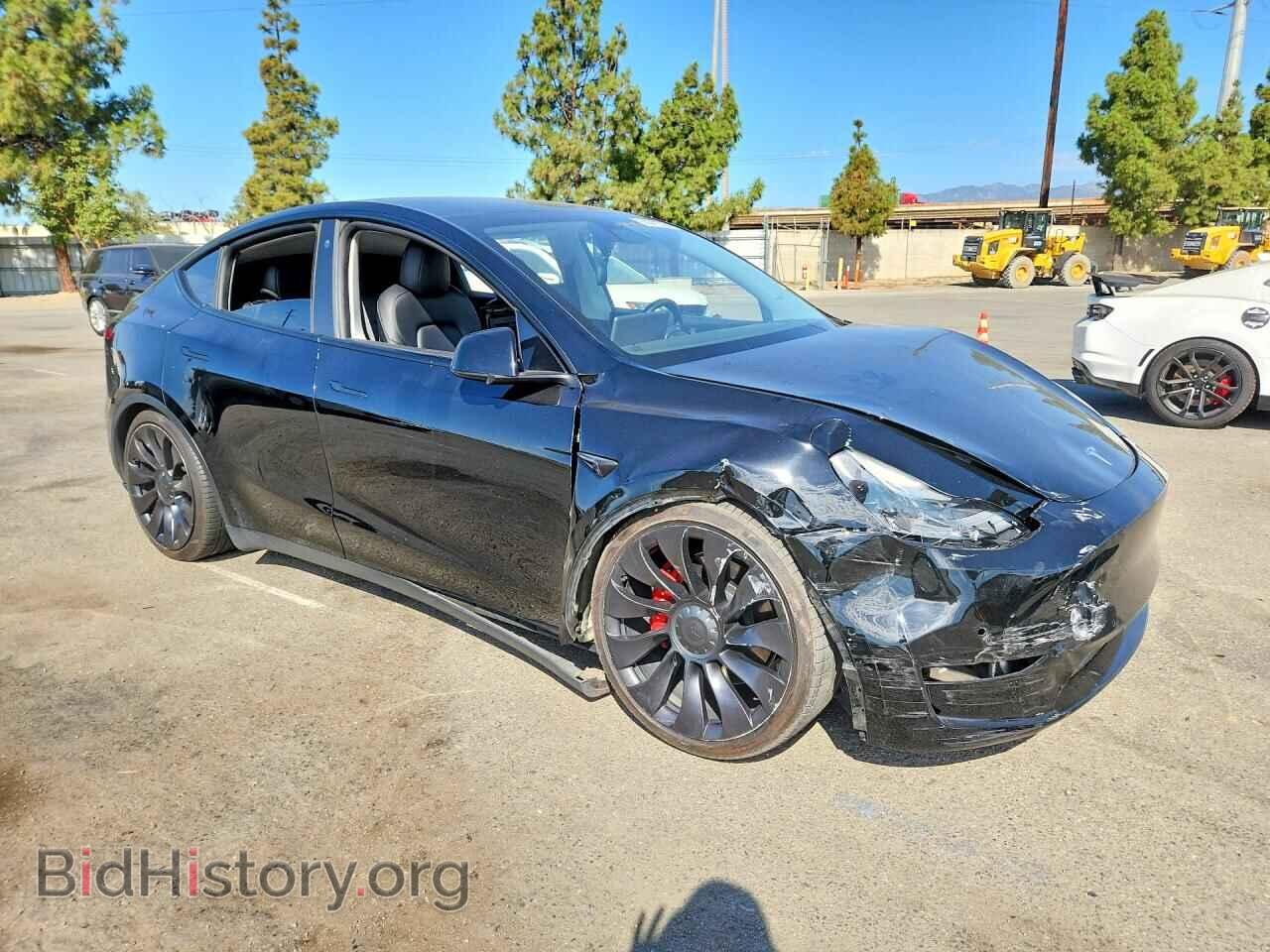 2022 TESLA MODEL Y - VIN: 7SAYGDEF4NF390809 - Photo 4