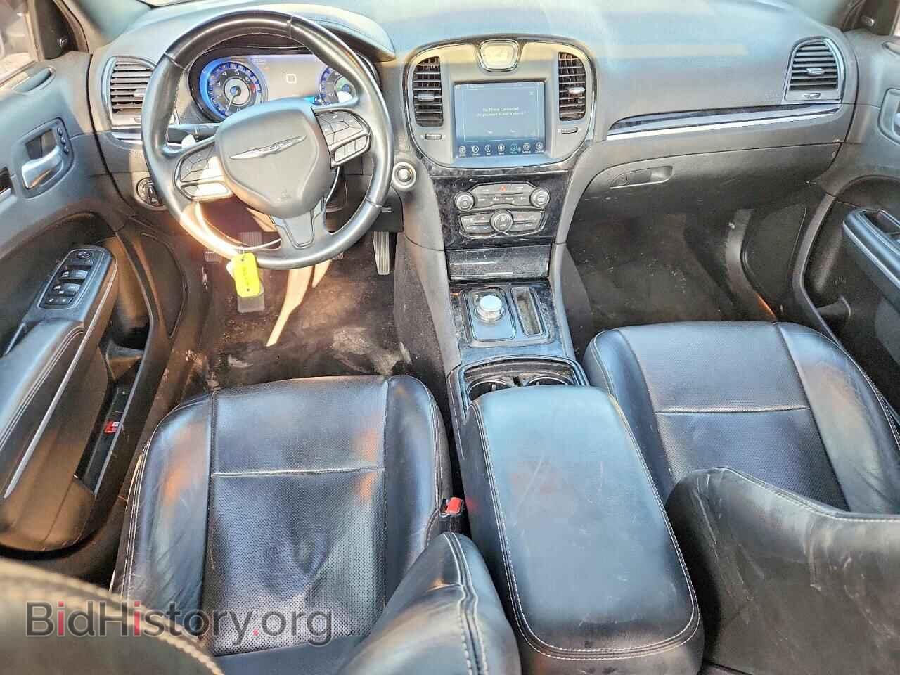 2018 CHRYSLER 300 - VIN: 2C3CCAGG9JH331092 - Photo 8