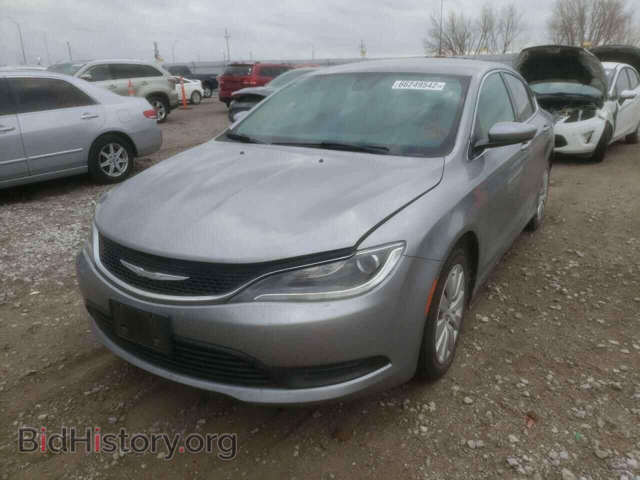 2015 CHRYSLER 200 - VIN: 1C3CCCFB2FN760445 - Photo 2