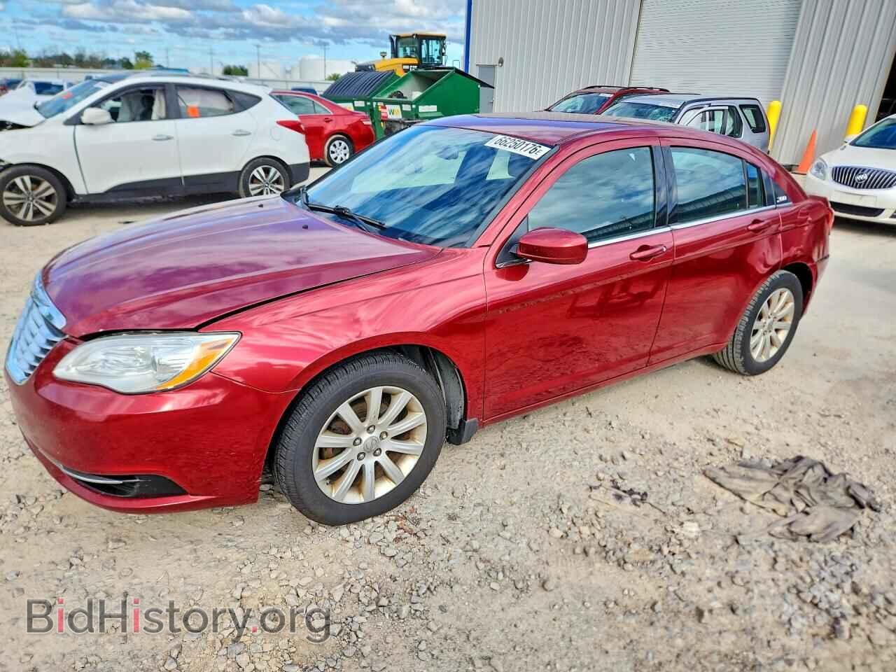 Фотография 1C3CCBBBXCN267365 - CHRYSLER 200 2012
