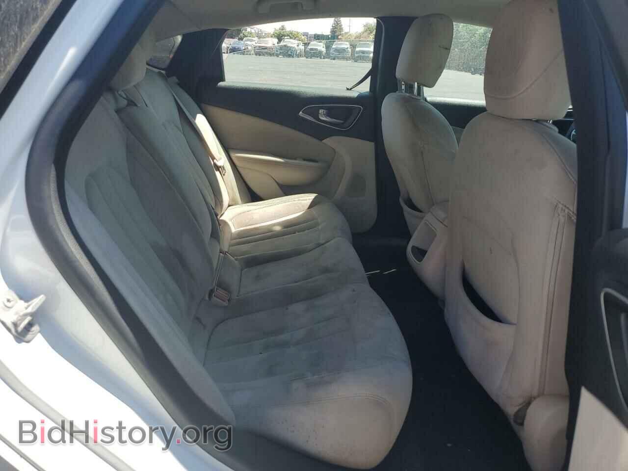 2015 CHRYSLER 200 - VIN: 1C3CCCAB4FN650648 - Фото 10