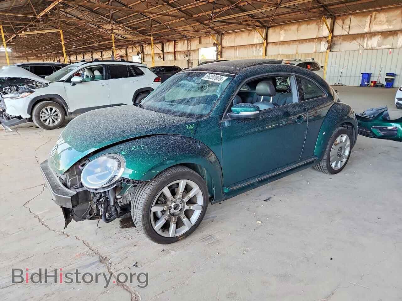 Фотография 3VWJ17AT2HM618655 - VOLKSWAGEN BEETLE 2017