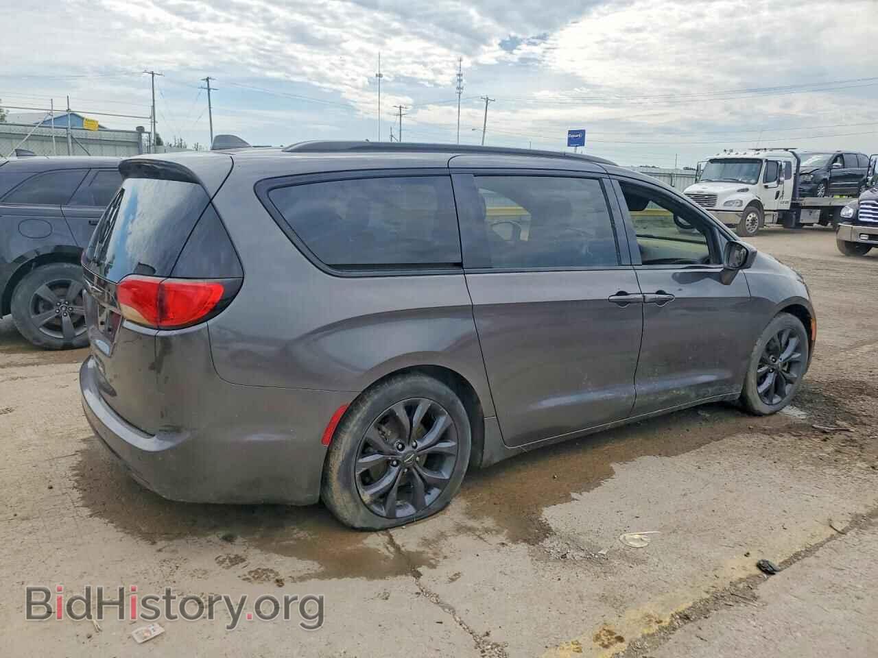 2019 CHRYSLER PACIFICA - VIN: 2C4RC1BG0KR549270 - Photo 3