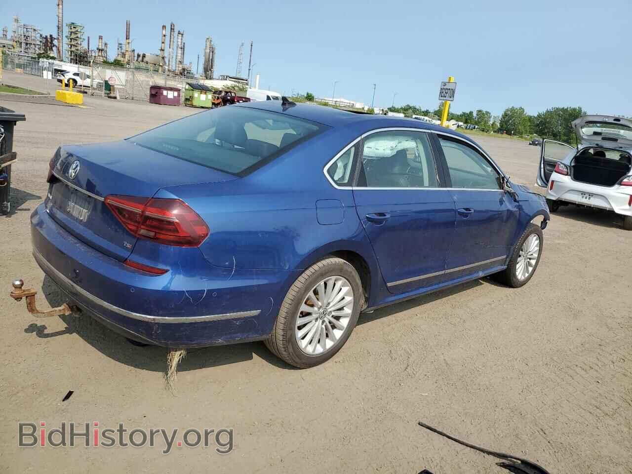 2017 VOLKSWAGEN PASSAT - VIN: 1VWBT7A31HC039978 - Фото 3