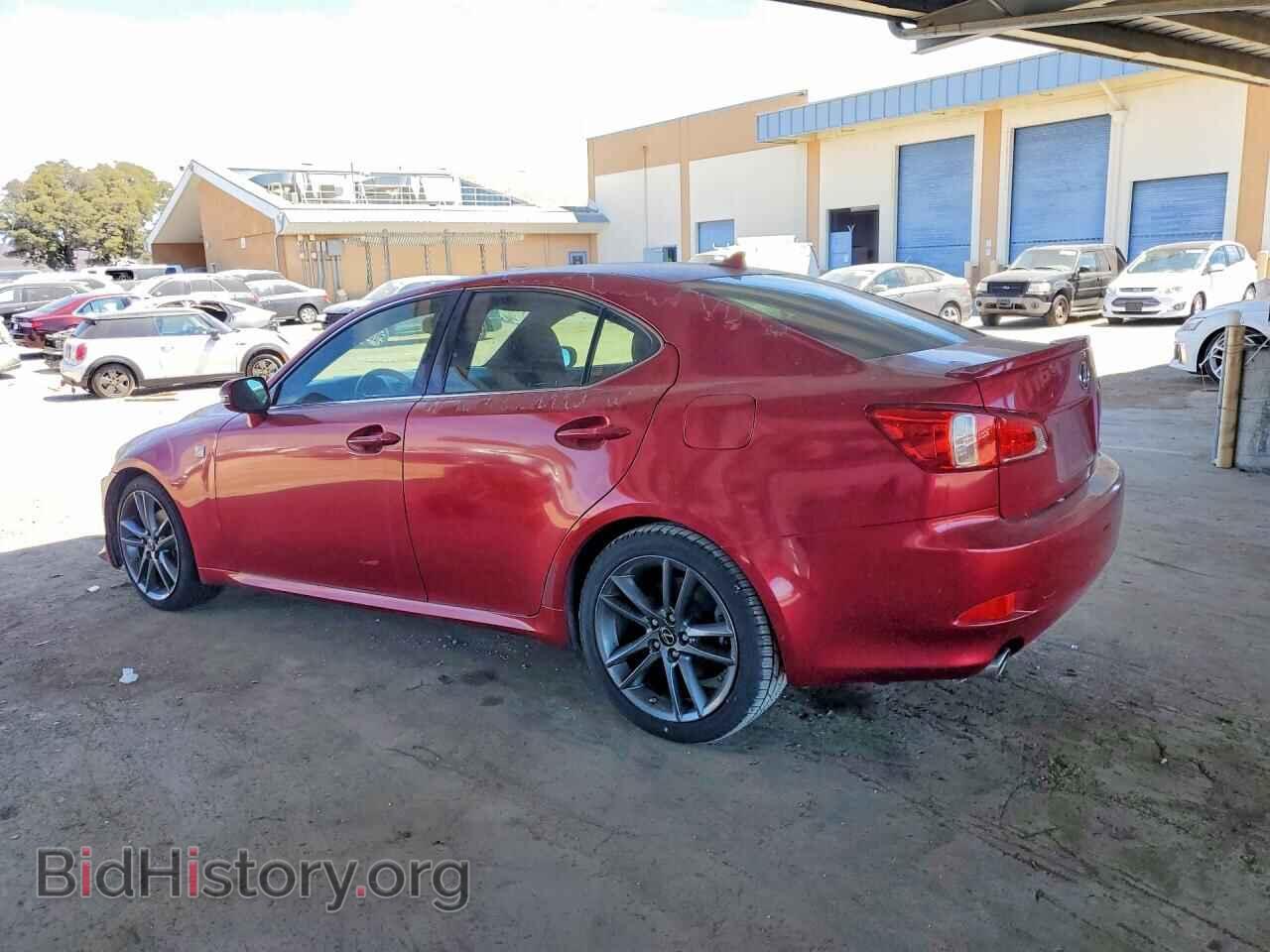 2011 LEXUS IS - VIN: JTHBF5C25B5131429 - Photo 2
