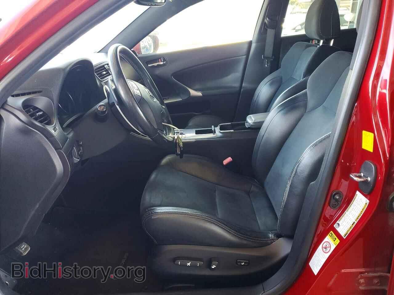 2011 LEXUS IS - VIN: JTHBF5C25B5131429 - Photo 7