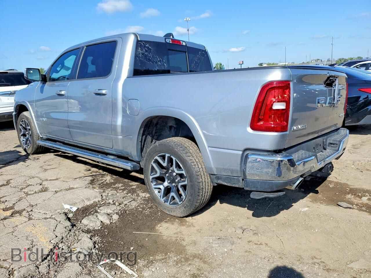 2025 RAM 1500 - VIN: 1C6SRFJP2SN512305 - Photo 2