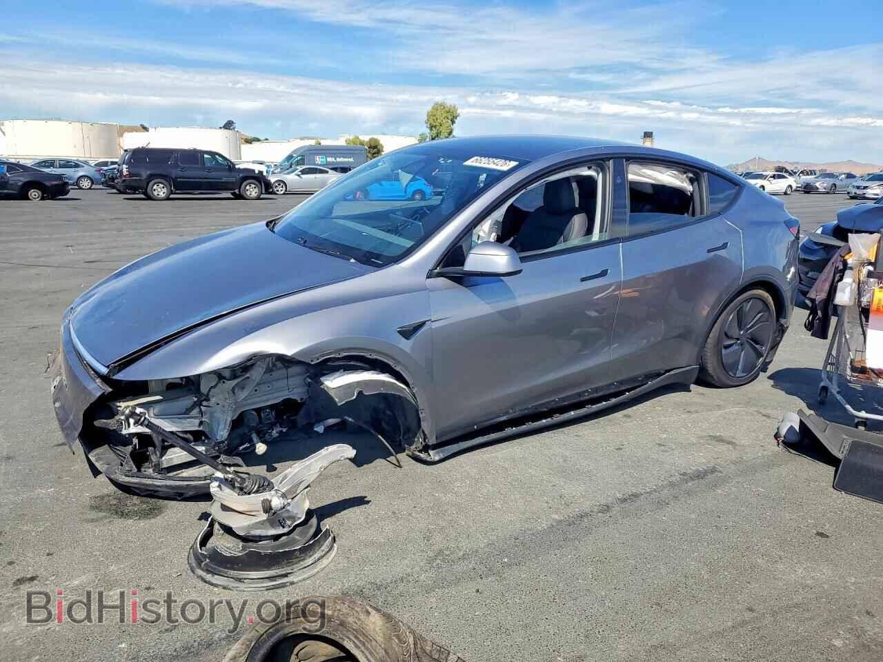 Фотография 7SAYGDEE6TF409025 - TESLA MODEL Y 2026