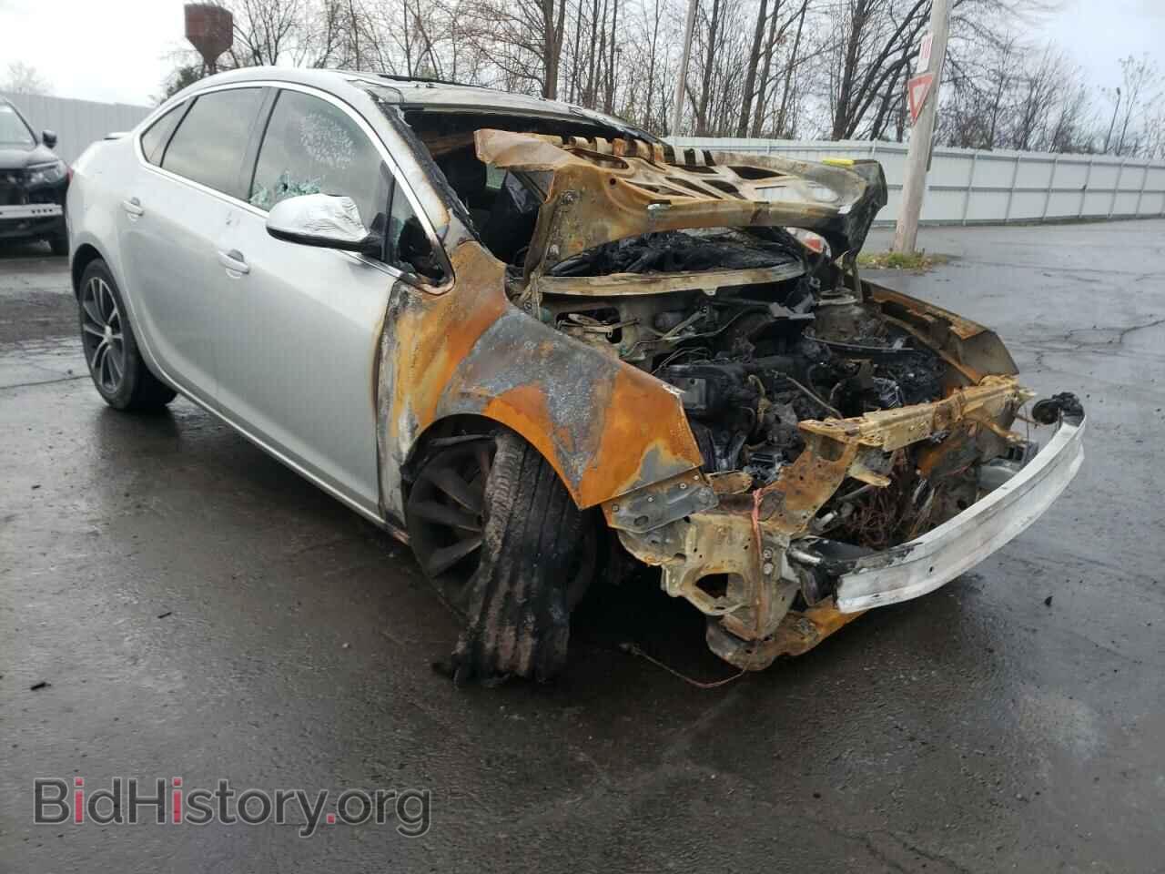 Photo 1G4PR5SK3H4105387 - BUICK VERANO 2017