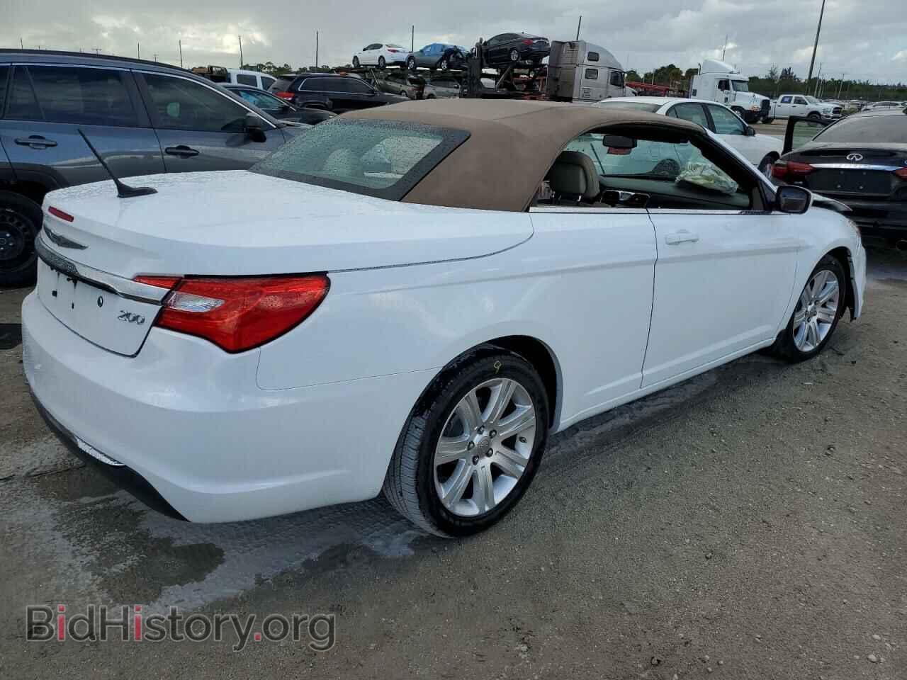 2012 CHRYSLER 200 - VIN: 1C3BCBEG5CN158783 - Фото 4
