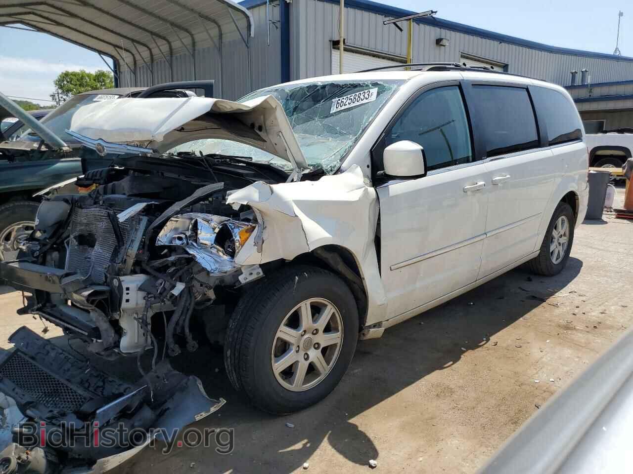 Photo 2A4RR5DX8AR329757 - CHRYSLER MINIVAN 2010