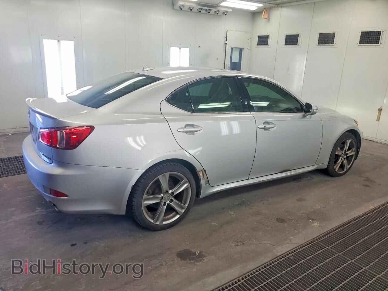2011 LEXUS IS - VIN: JTHBF5C23B5156670 - Photo 3