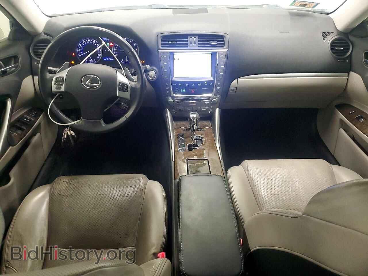 2011 LEXUS IS - VIN: JTHBF5C23B5156670 - Photo 8
