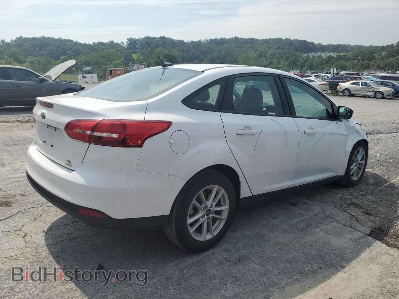 2018 FORD FOCUS - VIN: 1FADP3FE2JL299532 - Фото 3