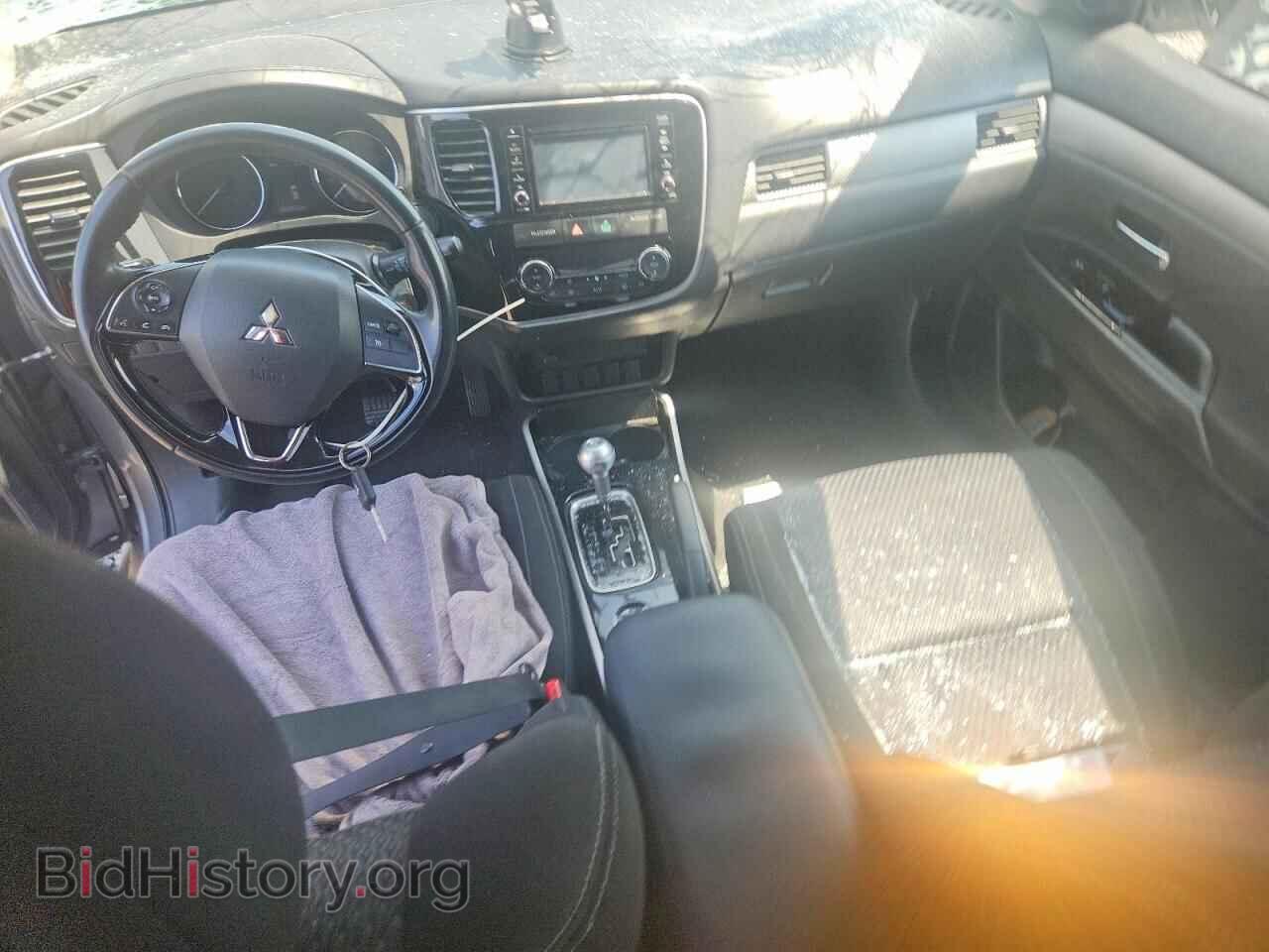 2017 MITSUBISHI OUTLANDER - VIN: JA4AD2A36HZ070651 - Photo 8