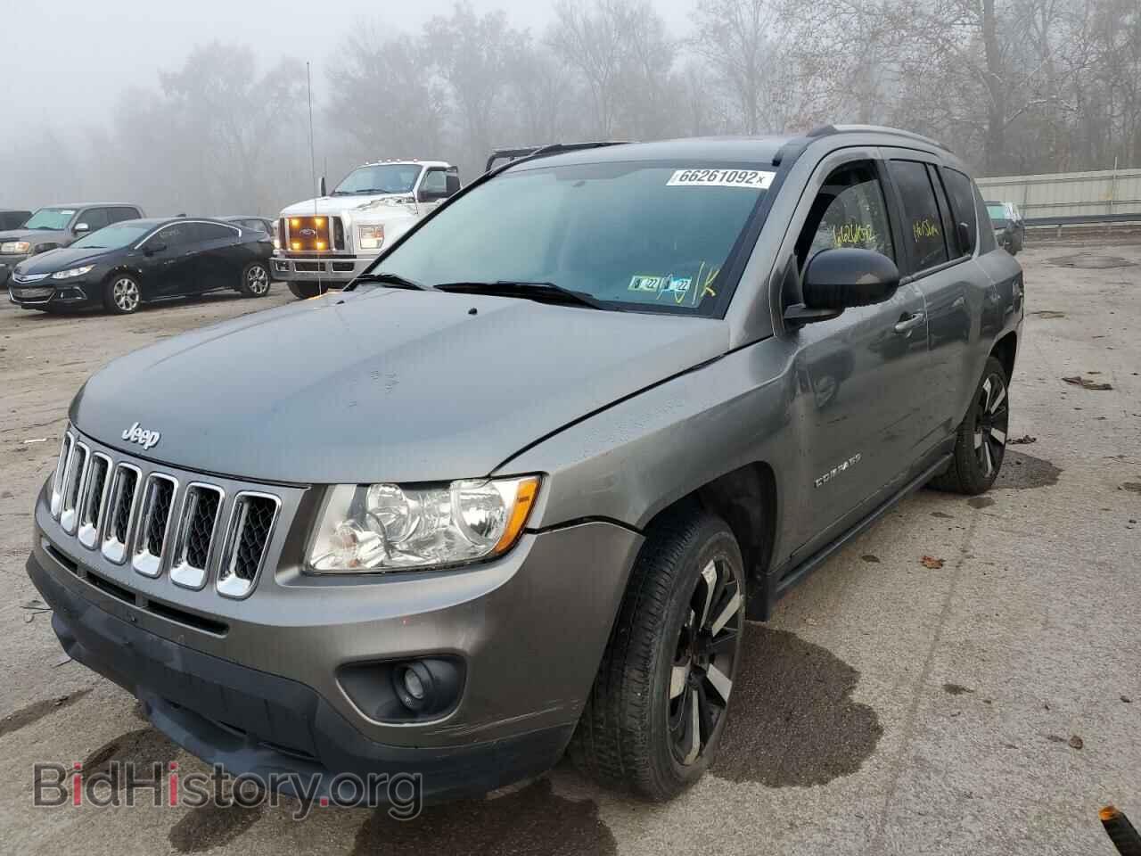 2011 JEEP COMPASS - VIN: 1J4NF1FB4BD202171 - Photo 2
