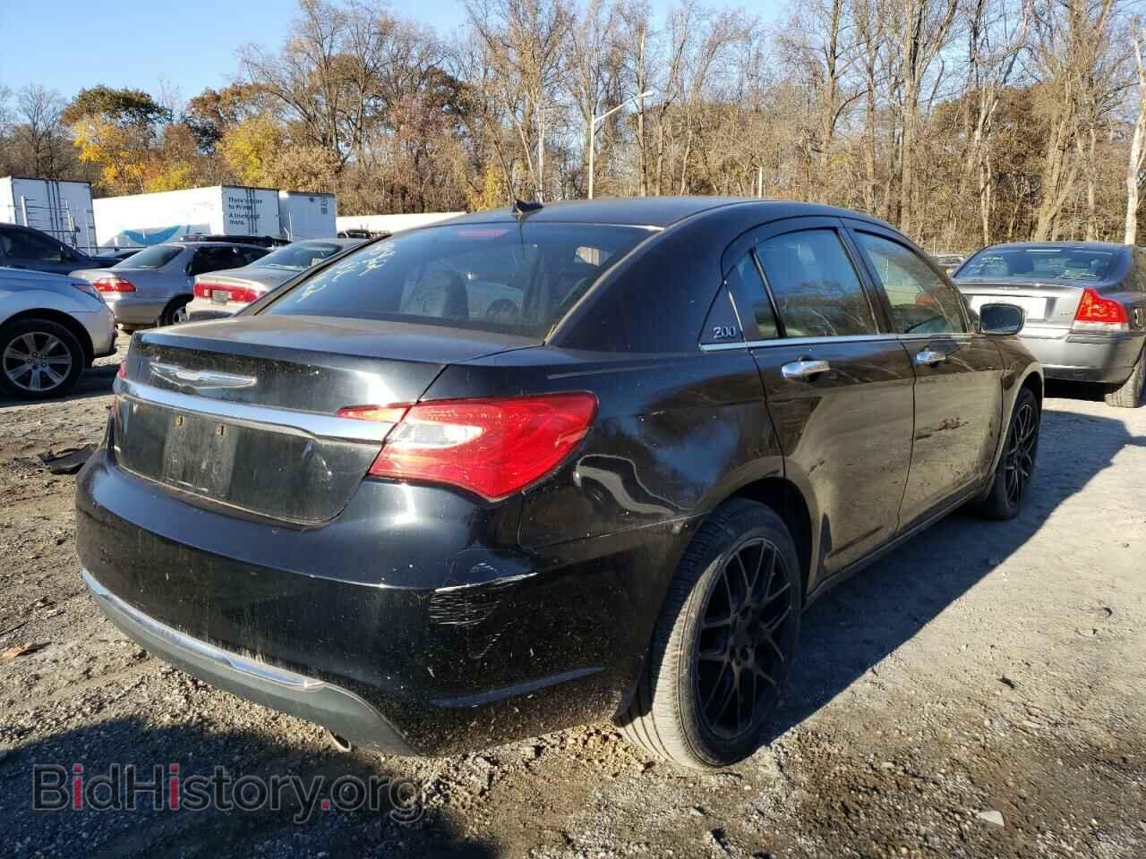 2011 CHRYSLER 200 - VIN: 1C3BC2FG8BN619584 - Фото 4